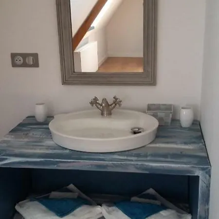 Au Grand Saule Les Attaques