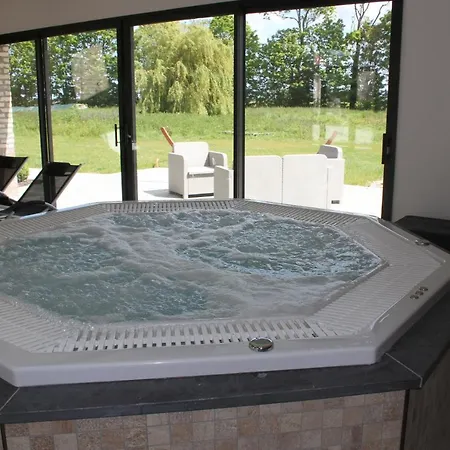 Au Grand Saule Les Attaques